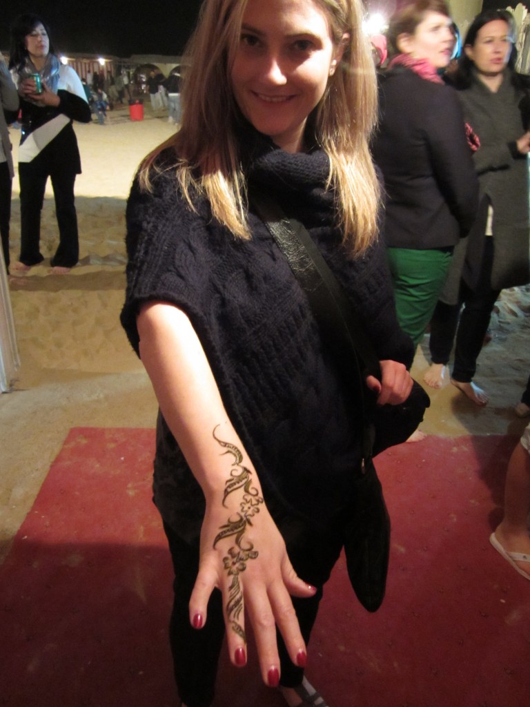 Lewis admires Helen's henna