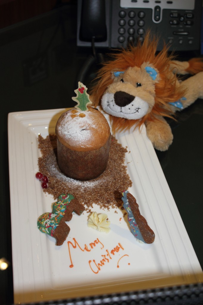 Lewis is welcomed to Dubai with a Panetone Christmas Cake