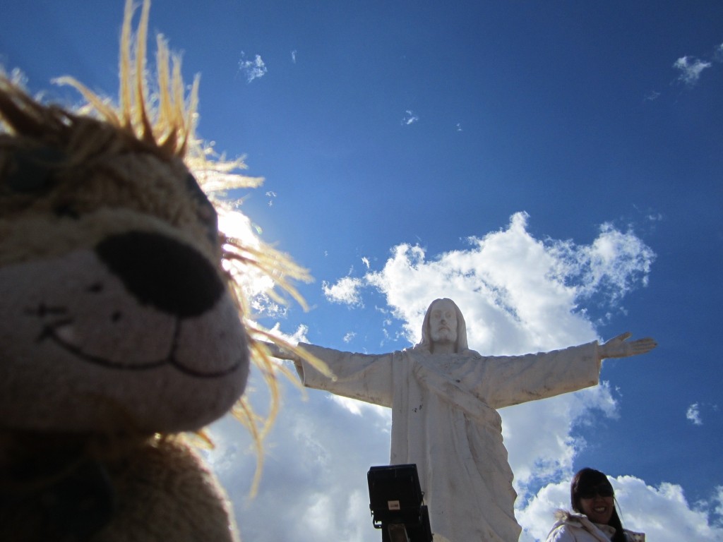 Lewis sees Cusco's statue of Christ the Redeemer