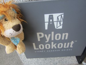 Lewis the Lion visits the Sydney Harbour Bridge Pylon Lookout