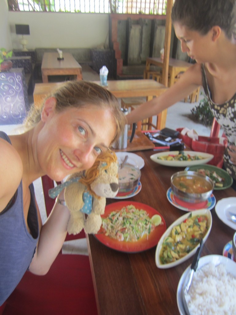 Lewis the Lion and Helen enjoy a real Thai feast