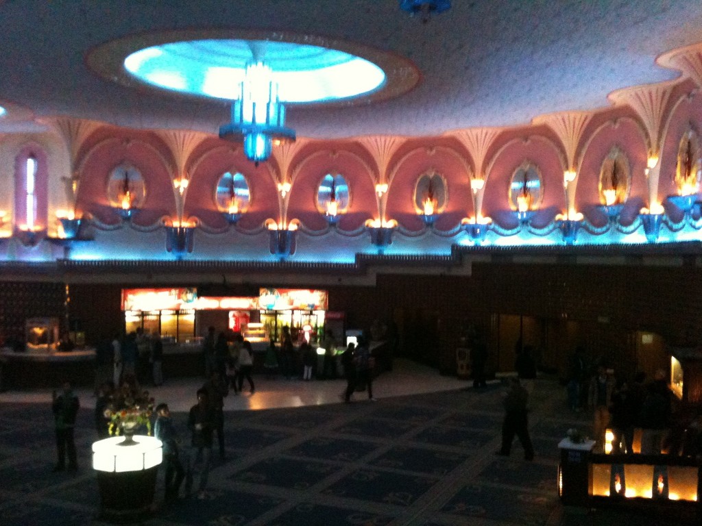 Lewis the Lion loves the art-deco of the Raj Mandir cinema.