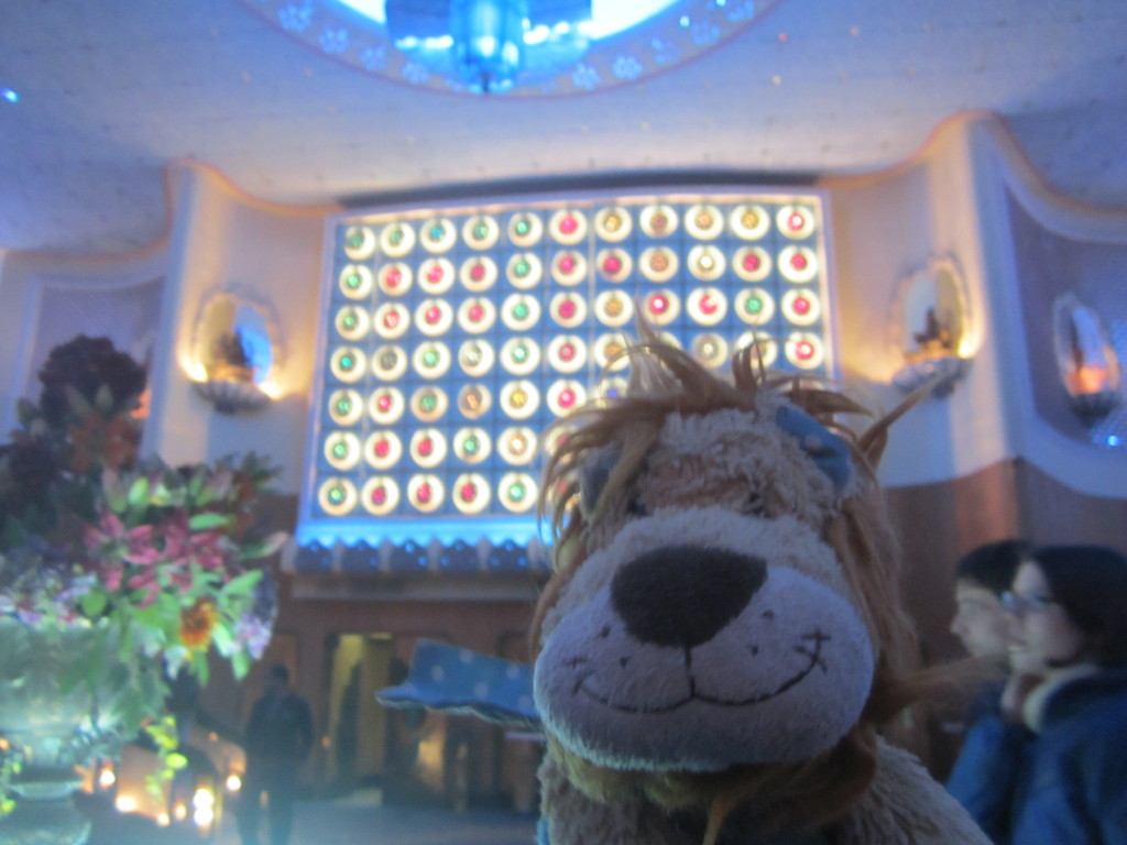 Lewis the Lion loves the glam and the glitz of this cinema house